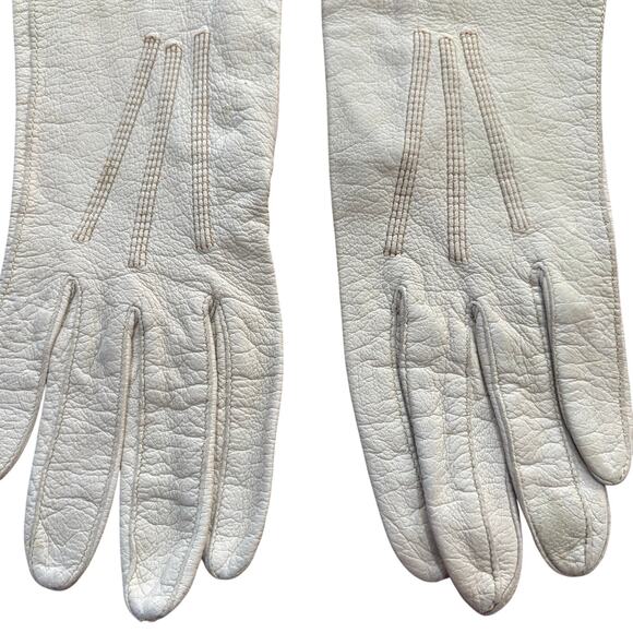 Ladies leather day or driving gloves wrist length 1920s cream & tan trim detail - Picture 4 of 8
